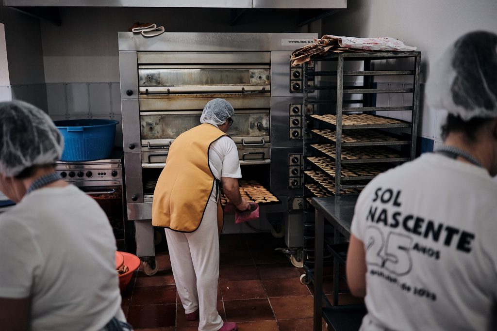 biscoitos a irem para o forno